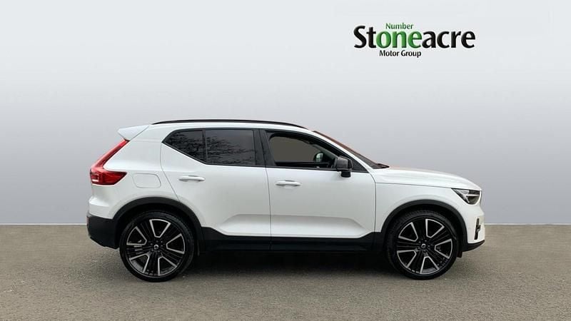 Used Volvo XC40 Ultra 2025 White SUV