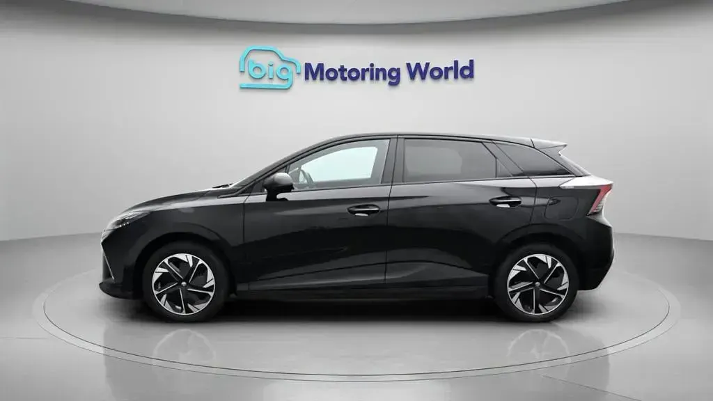 Used MG MG4 EV Trophy 319 kW (435 HP) 2023 Hatchback