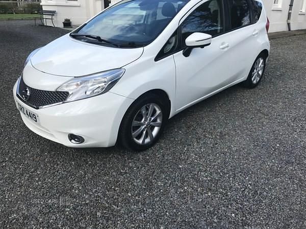 Used Nissan Note Tekna 90 HP (66 kW) 2013 White Hatchback