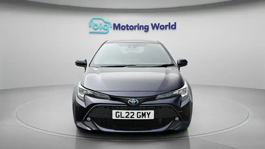 Usado Toyota Corolla Design 122 HP (89 kW) 2022 Azul Citadino