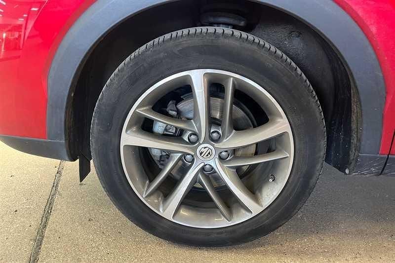 Used MG HS Excite 162 HP (119 kW) 2022 Red SUV