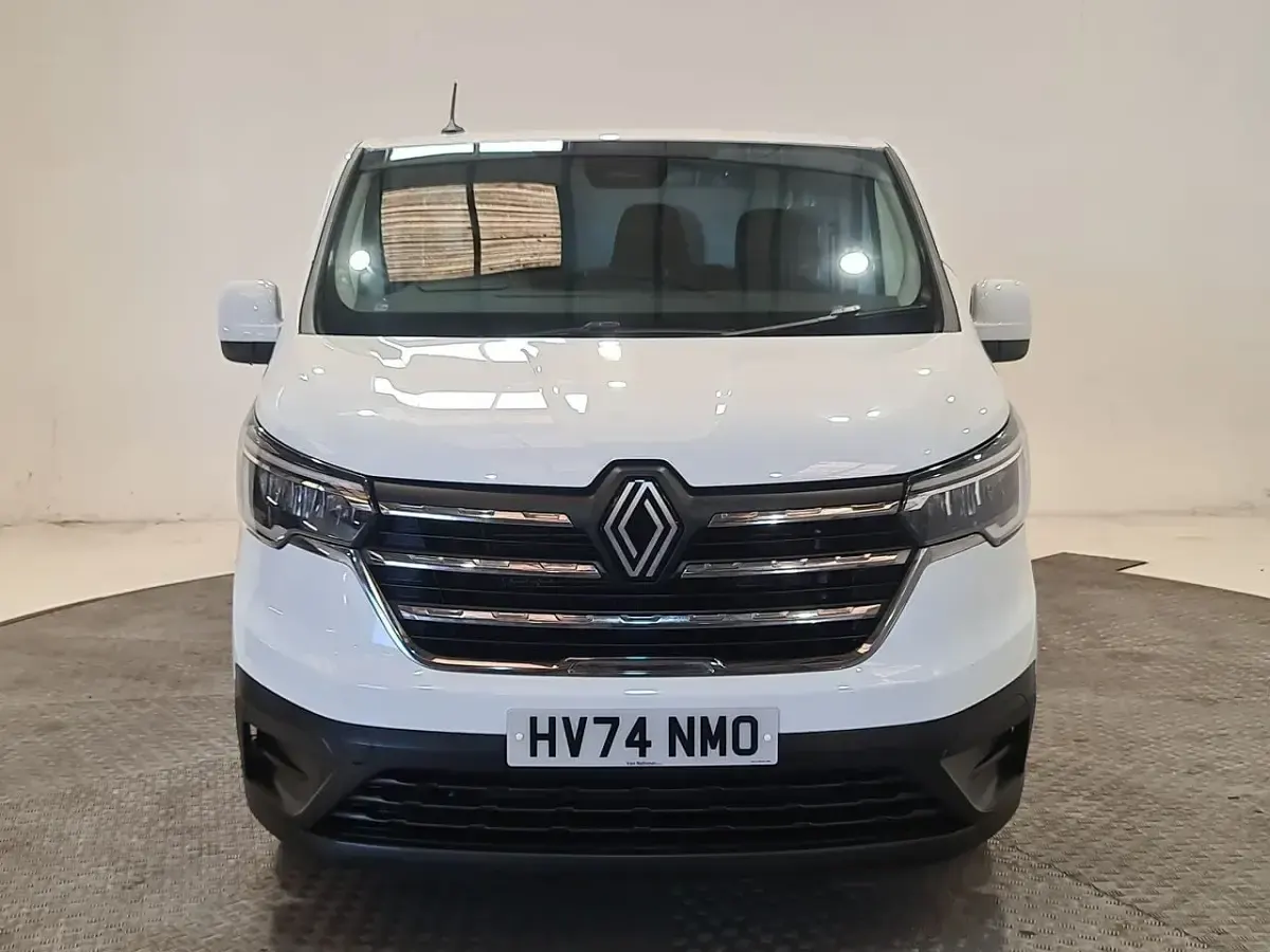 Used Renault Trafic 130 HP (95 kW) 2024 White