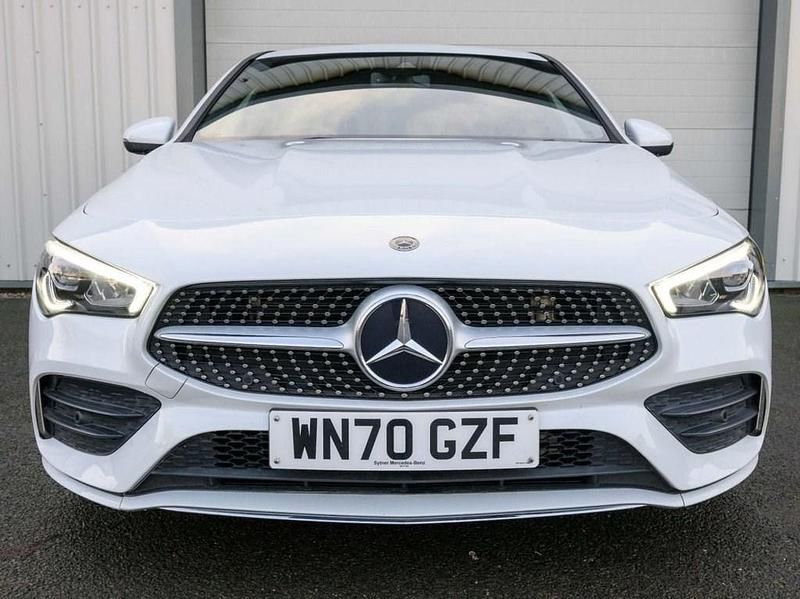 Used Mercedes CLA200 Shooting Brake AMG line 163 HP (119 kW) 2020 White Estate
