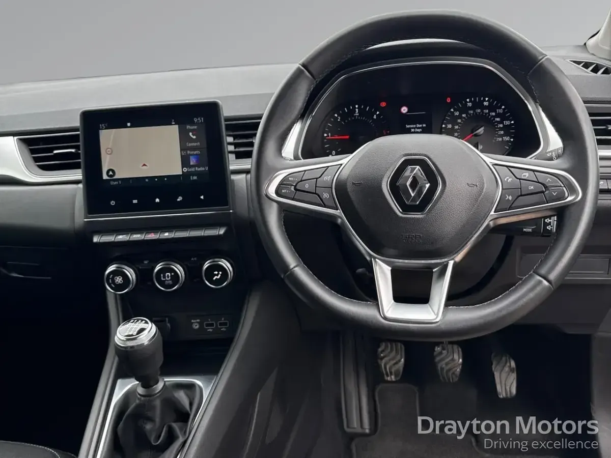 Used Renault Captur Iconic 95 HP (69 kW) 2020 Grey/black SUV