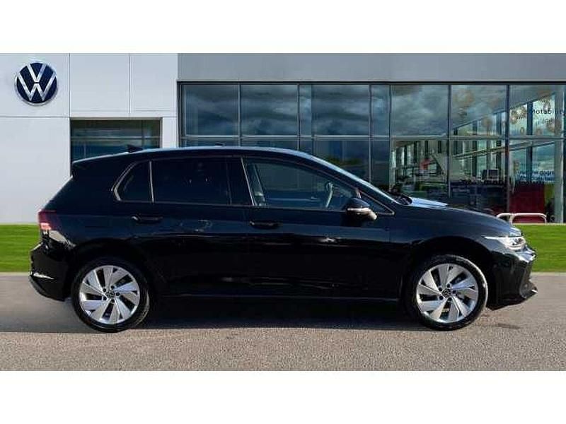 New VW Golf VIII 150 HP (110 kW) 2025