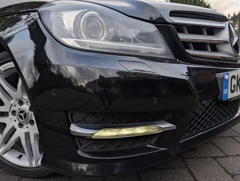 Used Mercedes C220 AMG 170 HP (125 kW) 2012 Obsidian black Sedan