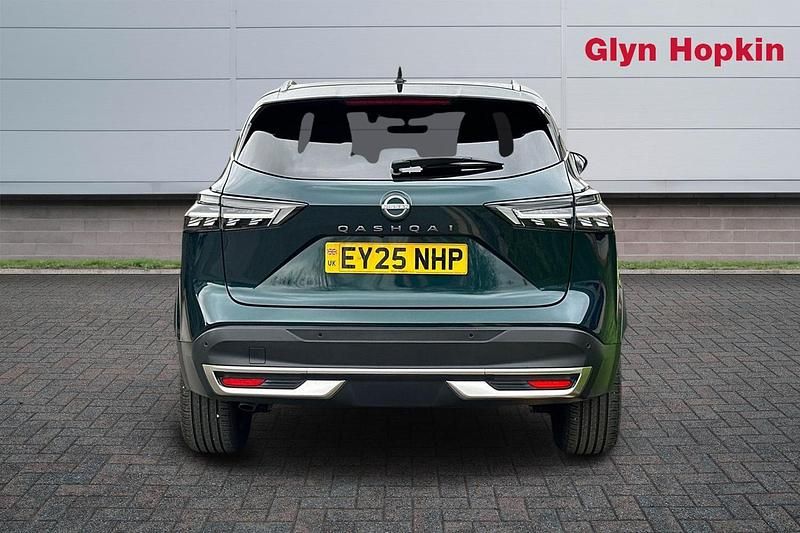 Used Nissan Qashqai Tekna 158 HP (116 kW) 2025 Green SUV