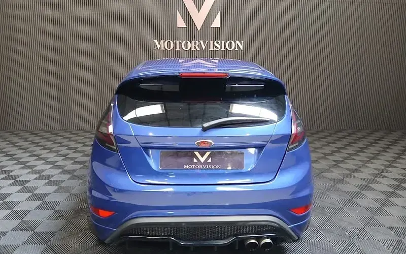 Used Ford Fiesta ST 182 HP (133 kW) 2016 Blue Hatchback