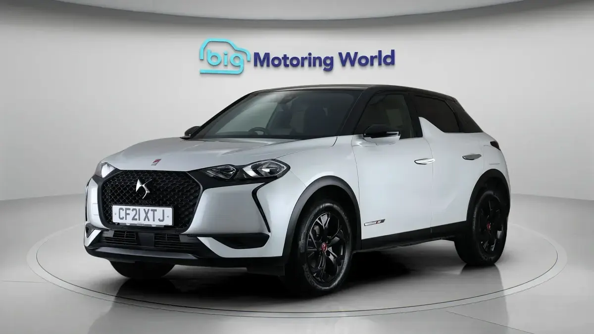 Used DS Automobiles DS3 Crossback Performance 131 HP (96 kW) 2021 White SUV