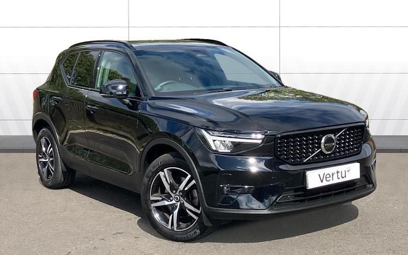 Used 2026 Volvo XC40 Plus SUV | £28,021 (Super price) - Image 1/4