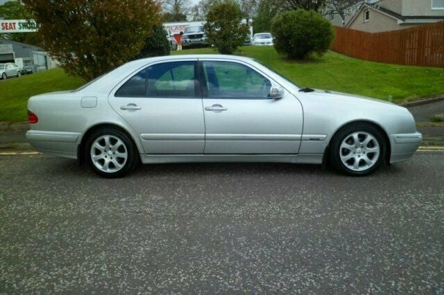 Used Mercedes E200 2000 Sedan
