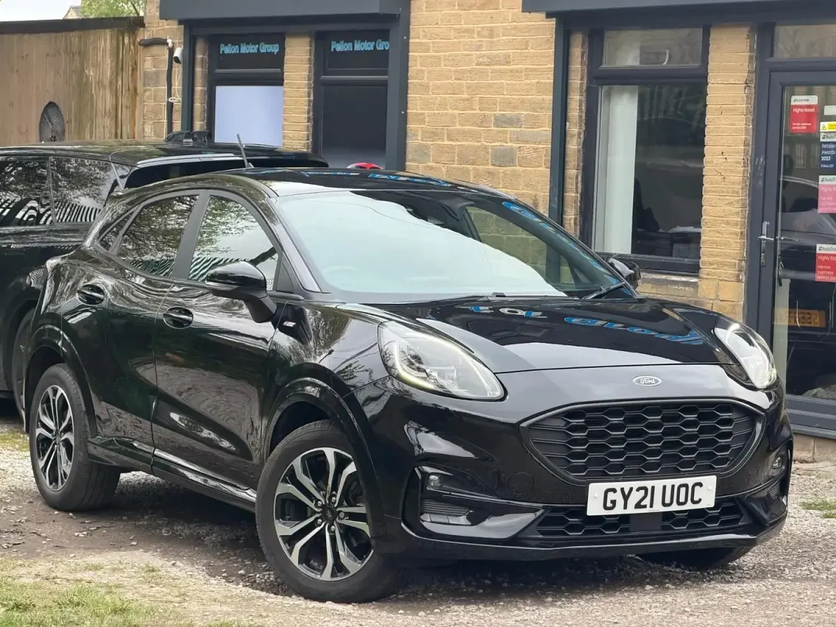 Begagnad Ford Puma ST-Line 2021 Svart SUV