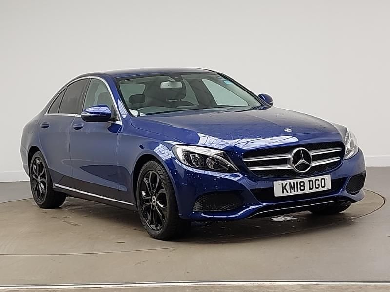 Used Mercedes C220 170 HP (125 kW) 2018 Blue Sedan