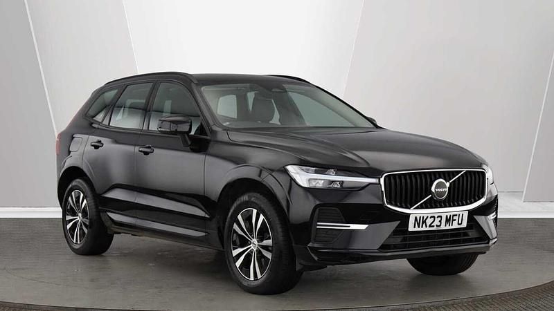 Used Volvo XC60 Core 247 HP (181 kW) 2023 Black SUV