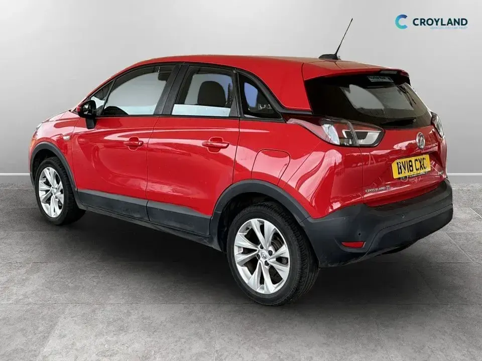 Used Vauxhall Crossland X S 110 HP (80 kW) 2018 Red SUV