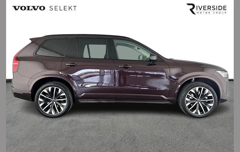 Used Volvo XC90 Ultra 455 HP (334 kW) 2025 Mulberry red SUV