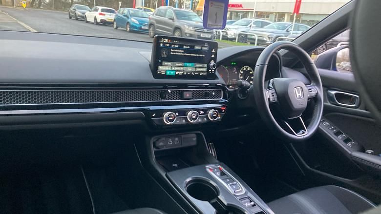 Used Honda Civic Hybrid 143 HP (105 kW) 2022 Hatchback