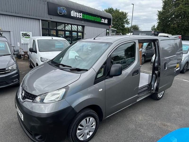 Grey Used 2015 Nissan NV200 Acenta Van | £8,495 (Fair price) - Image 1/3