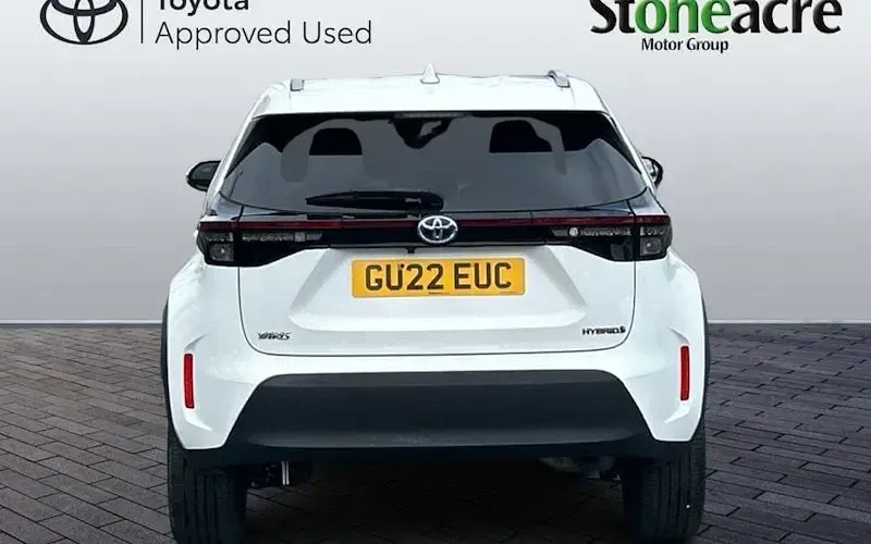 Used Toyota Yaris Hybrid Design 116 HP (85 kW) 2026 Estate