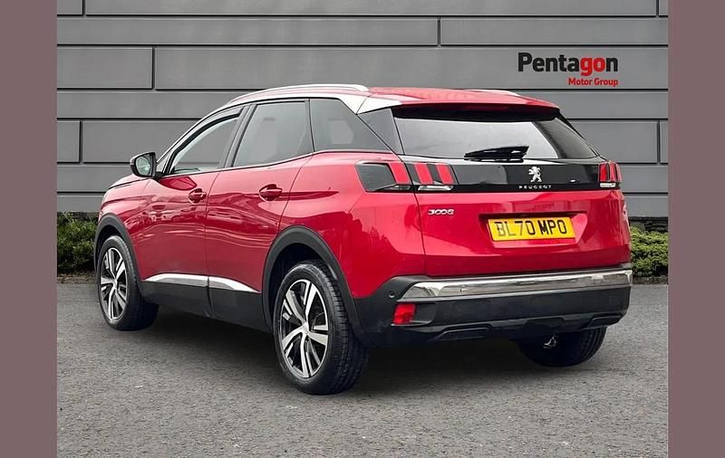 Used Peugeot 3008 Allure 130 HP (95 kW) 2020 Red SUV