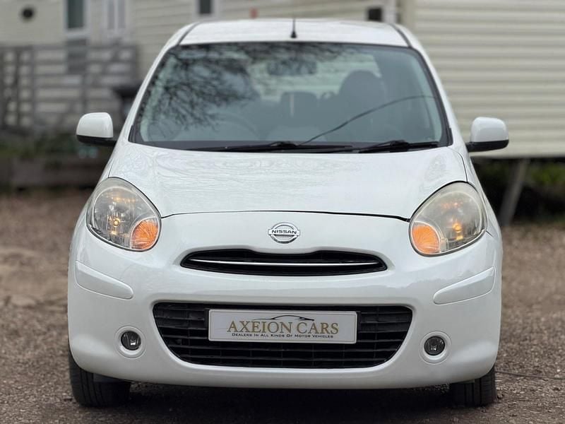 Begagnad Nissan Micra Acenta 2011 Vit Halvkombi