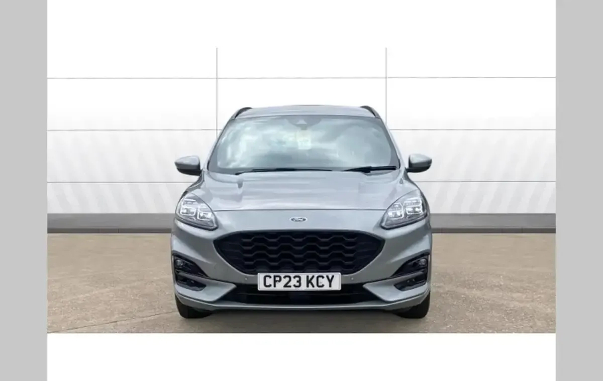 Used Ford Kuga ST-Line 225 HP (165 kW) 2023 Silver SUV