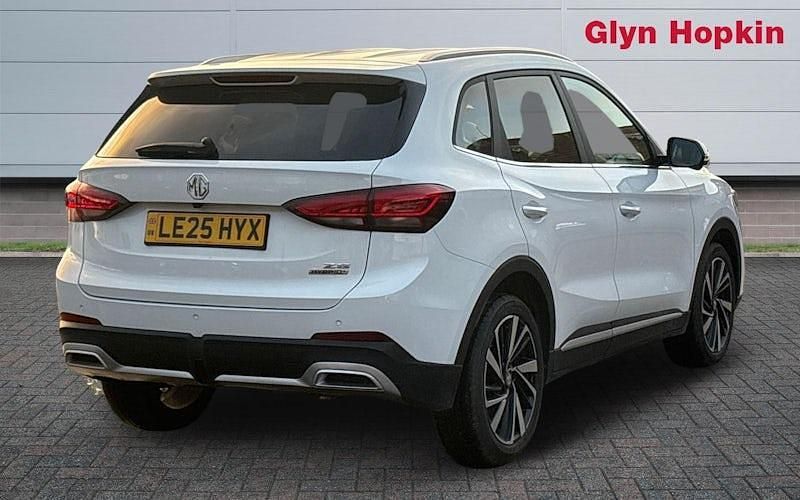 Used MG ZS Trophy 196 HP (144 kW) 2026 SUV