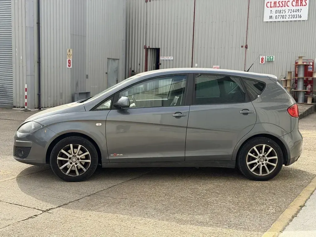 Used Seat Altea Copa 105 HP (77 kW) 2013 Grey MPV
