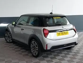 Used Mini Cooper Classic 114 kW (156 HP) 2025 Silver Hatchback