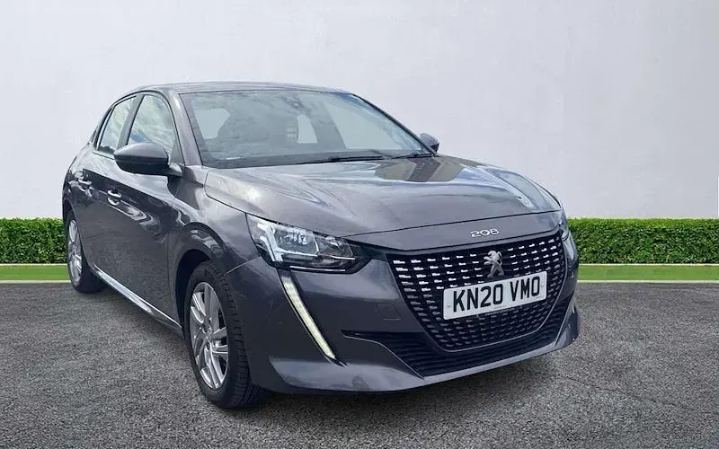 Used Peugeot 208 Active 102 HP (75 kW) 2020 Hatchback