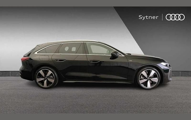 Używany Audi A5 S-Line 295 KM (216 kW) 2025 Czarny Kombi
