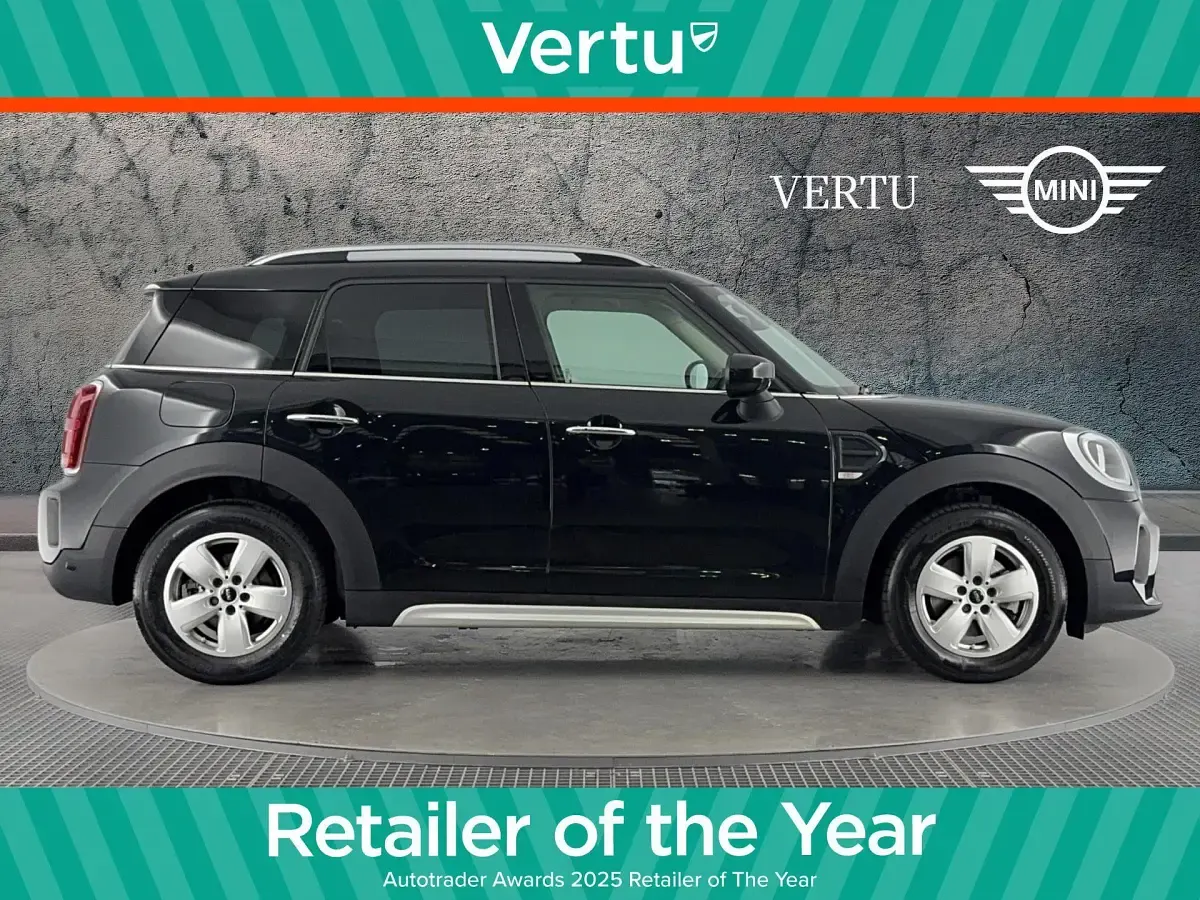 Used Mini Cooper Countryman Classic 134 HP (98 kW) 2022 Black SUV