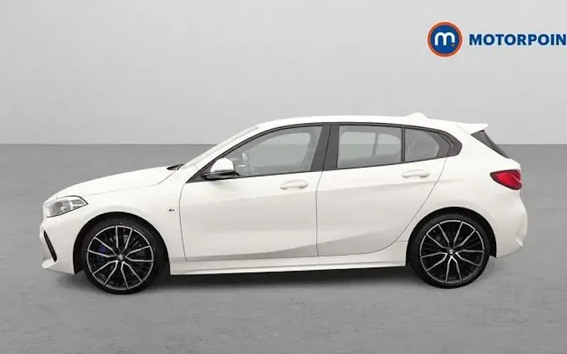 Used BMW 120 M Sport 190 HP (139 kW) 2024 White Hatchback