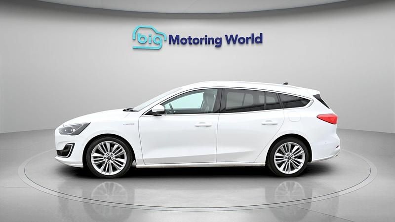Używany Ford Focus Vignale 155 KM (114 kW) 2020 Biały Kombi