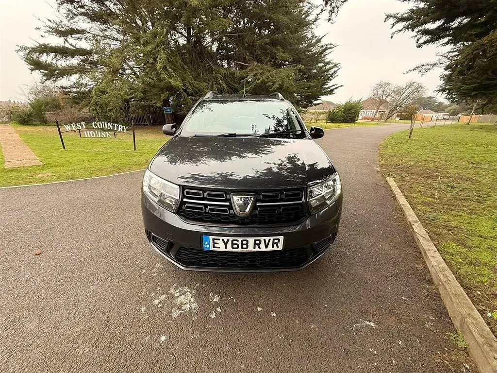 Used Dacia Jogger Extreme 110 HP (80 kW) 2023 Grey MPV