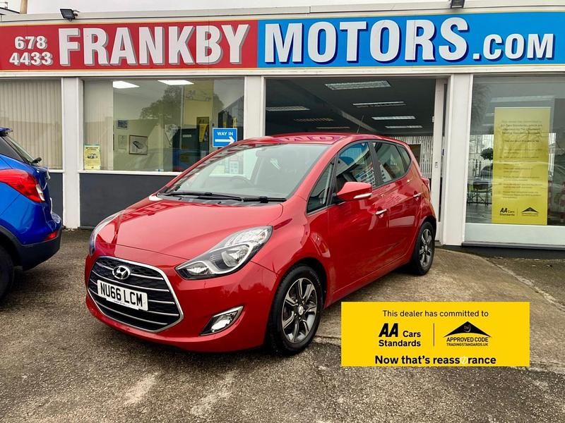 Red Used 2016 Hyundai ix20 SE Hatchback | £7,495 (Fair price) - Image 1/2