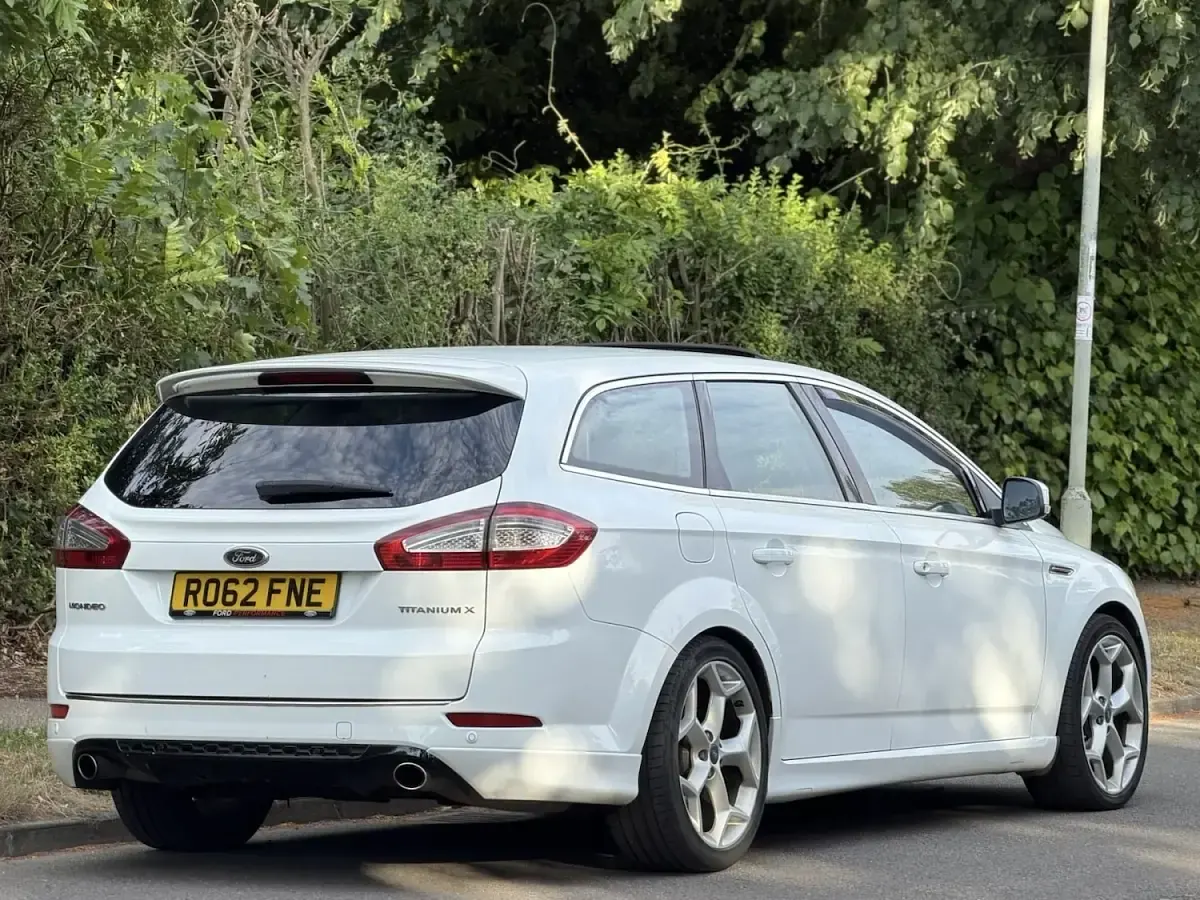 Used Ford Mondeo Titanium X 200 HP (147 kW) 2012 White Estate