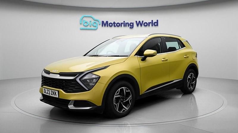 Used Kia Sportage 148 HP (108 kW) 2023 Yellow SUV