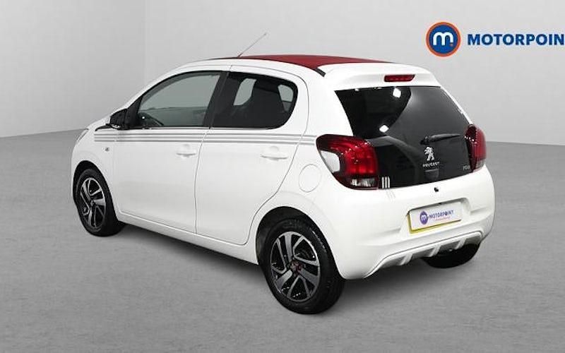 Used Peugeot 108 Collection 72 HP (52 kW) 2019 White Hatchback