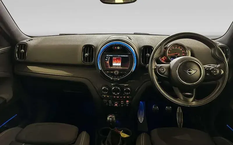 Used Mini Cooper D Sport 150 HP (110 kW) 2019 White Hatchback