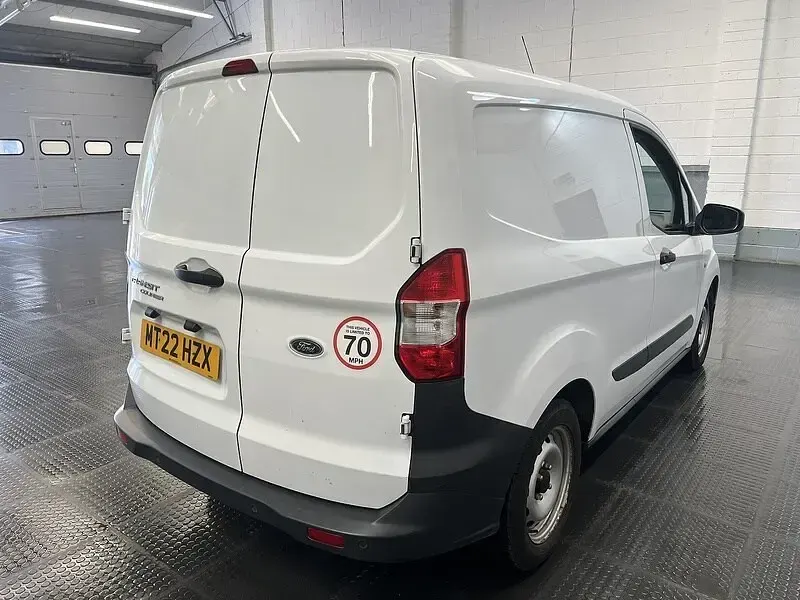 Used Ford Transit 100 HP (73 kW) 2022 White Van