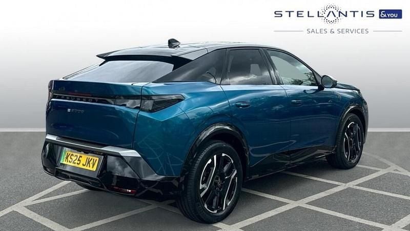 Used Peugeot e-3008 GT 152 kW (207 HP) 2025 Blue SUV