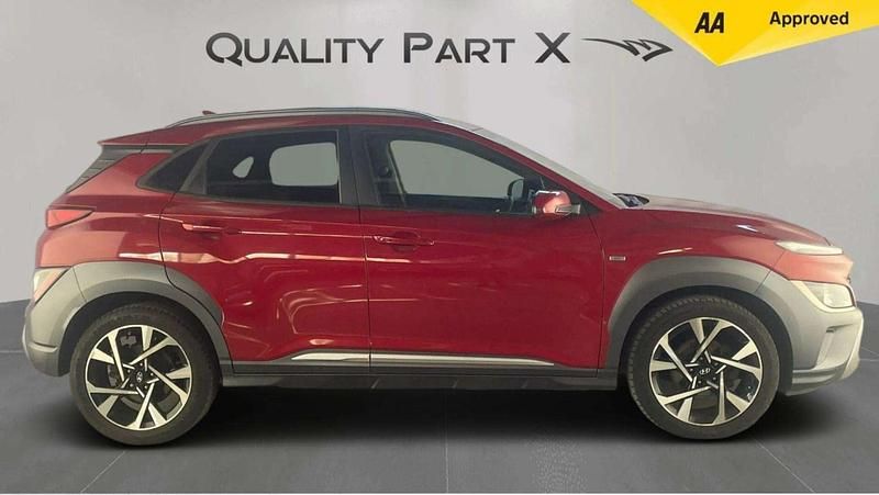 Used Hyundai Kona Premium 120 HP (88 kW) 2022 Red SUV