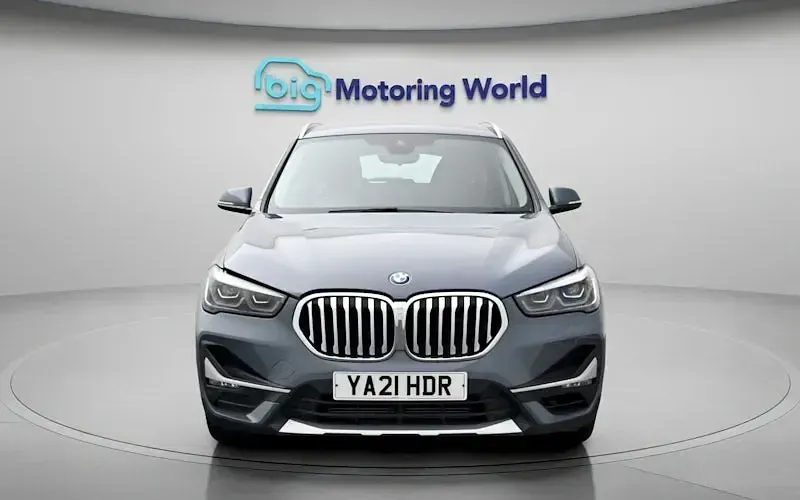 Begagnad BMW X1 xLine 178 HK (130 kW) 2021 Grå SUV