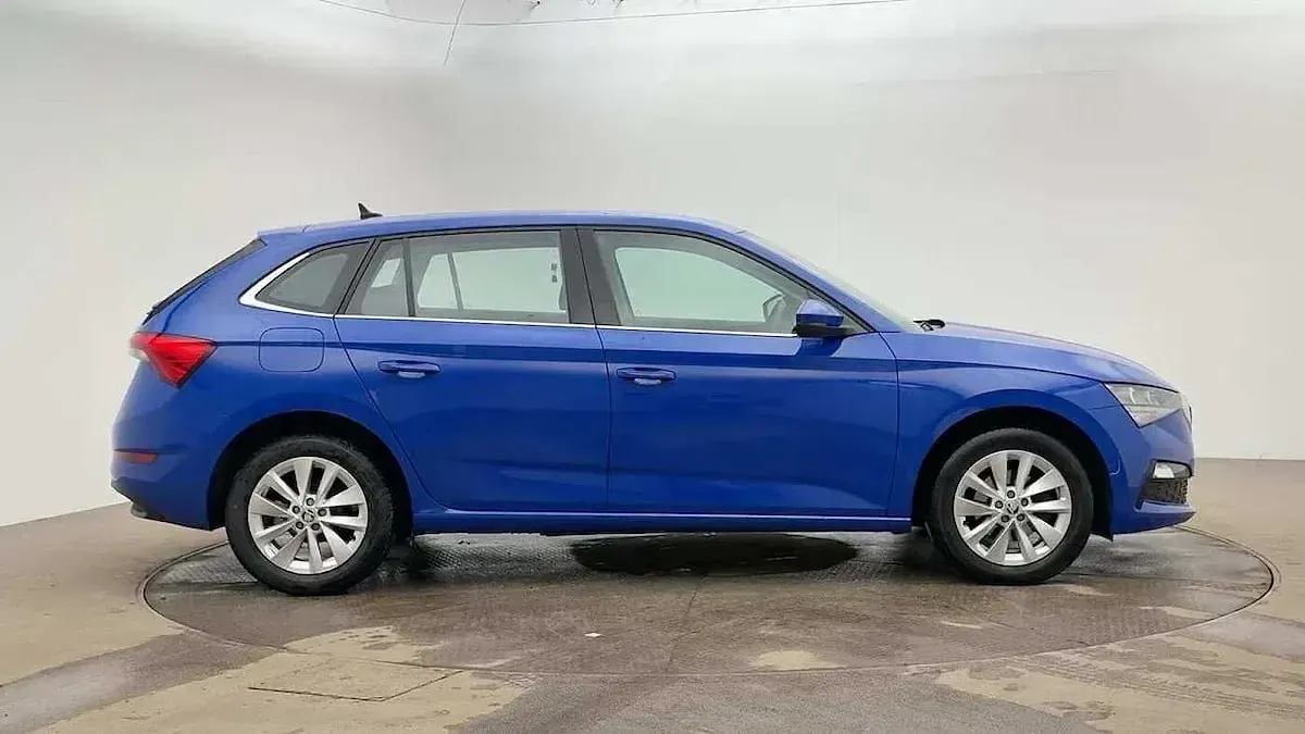 Used Skoda 110 R SE Technology 81 HP (59 kW) 2023 Energy blue Estate