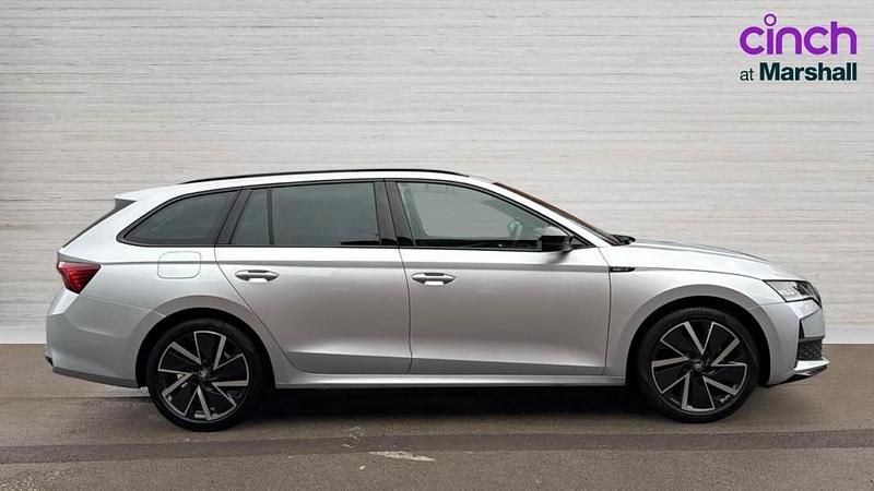 Used Skoda Octavia SportLine 150 HP (110 kW) 2025 Silver Estate
