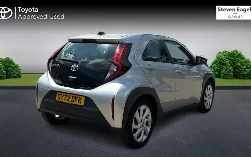 Used Toyota Aygo X PURE 72 HP (52 kW) 2025 SUV