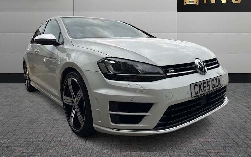 Used 2017 VW Golf VII R Hatchback | £15,495 (Fair price) - Image 1/4