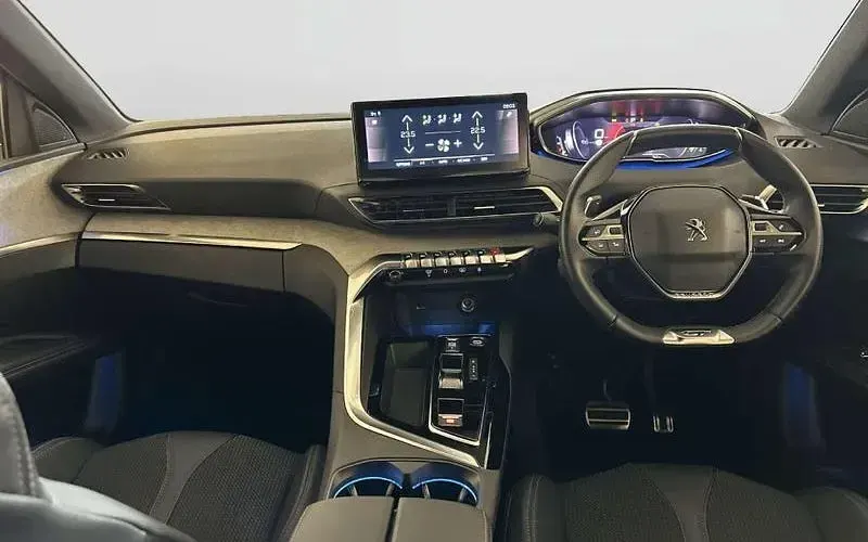 Second-hand Peugeot 3008 GTi 136 CP (100 kW) 2023 Gri SUV