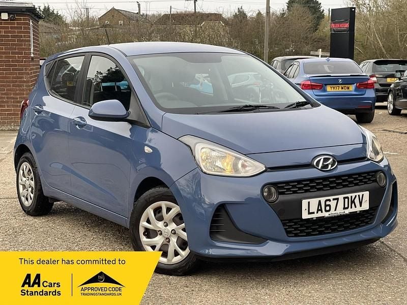 Used Hyundai i10 SE 66 HP (48 kW) 2018 Blue Hatchback